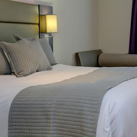 Premier Inn Huddersfield West 외부 사진